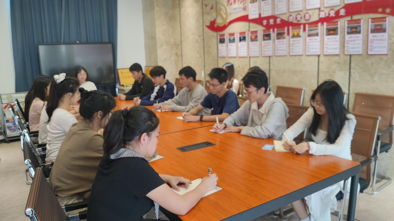 图片2.png 图片2.png