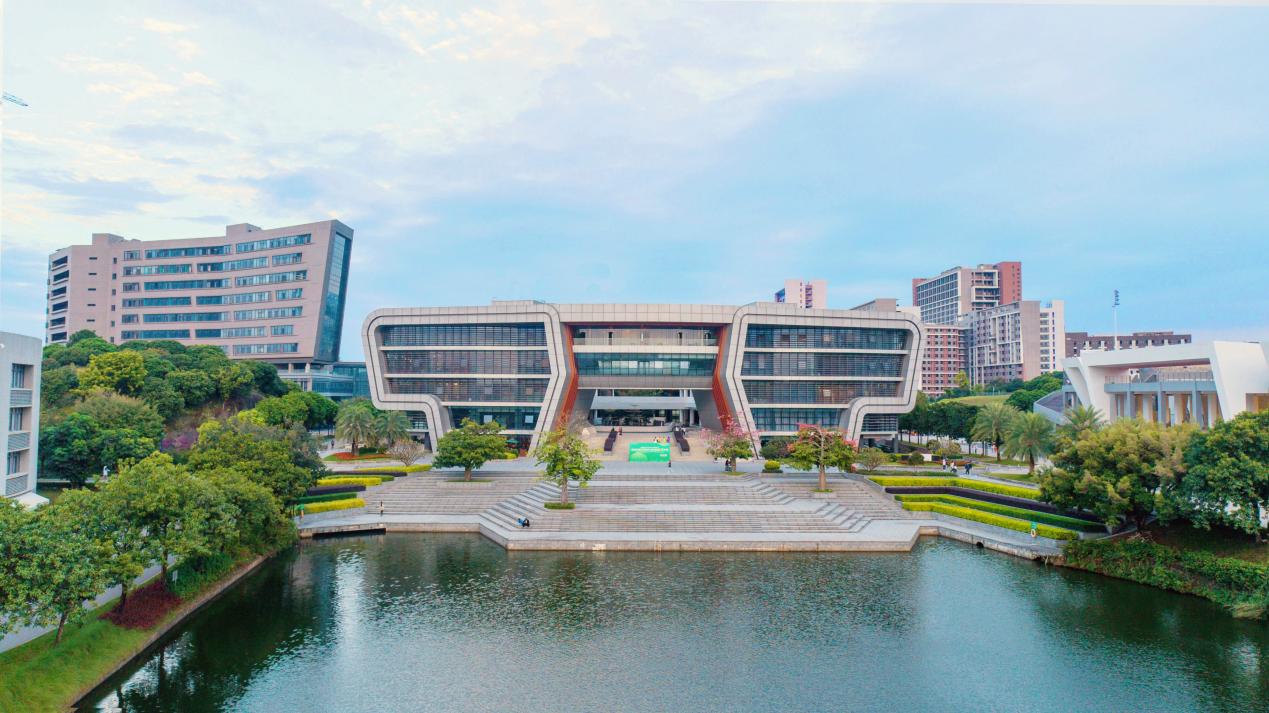 20240503招生简章电子版-25X25CM-最终版-导出照片版本-03 20240503招生简章电子版-25X25CM-最终版-导出照片版本-03