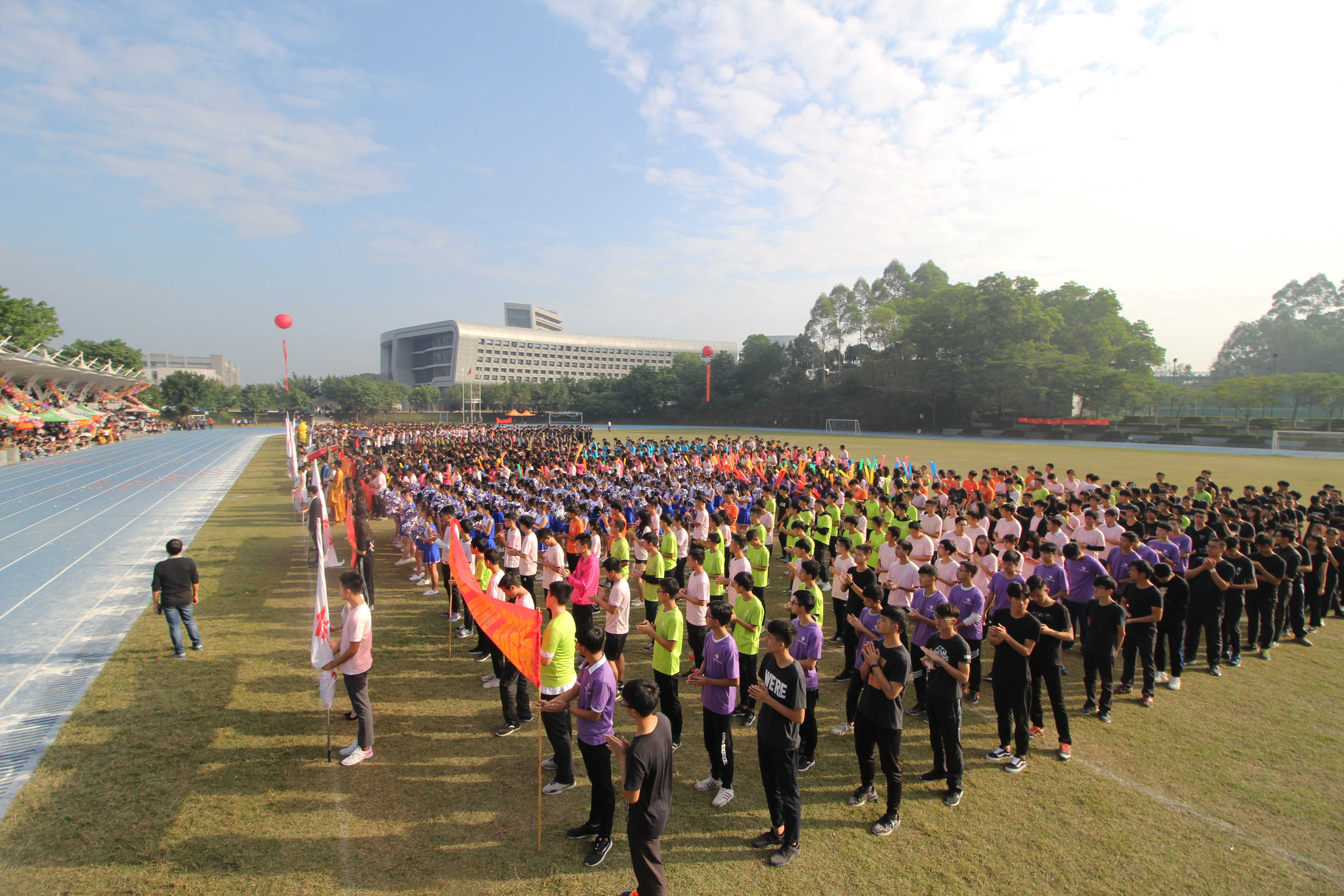 运动会2.jpg 运动会2.jpg