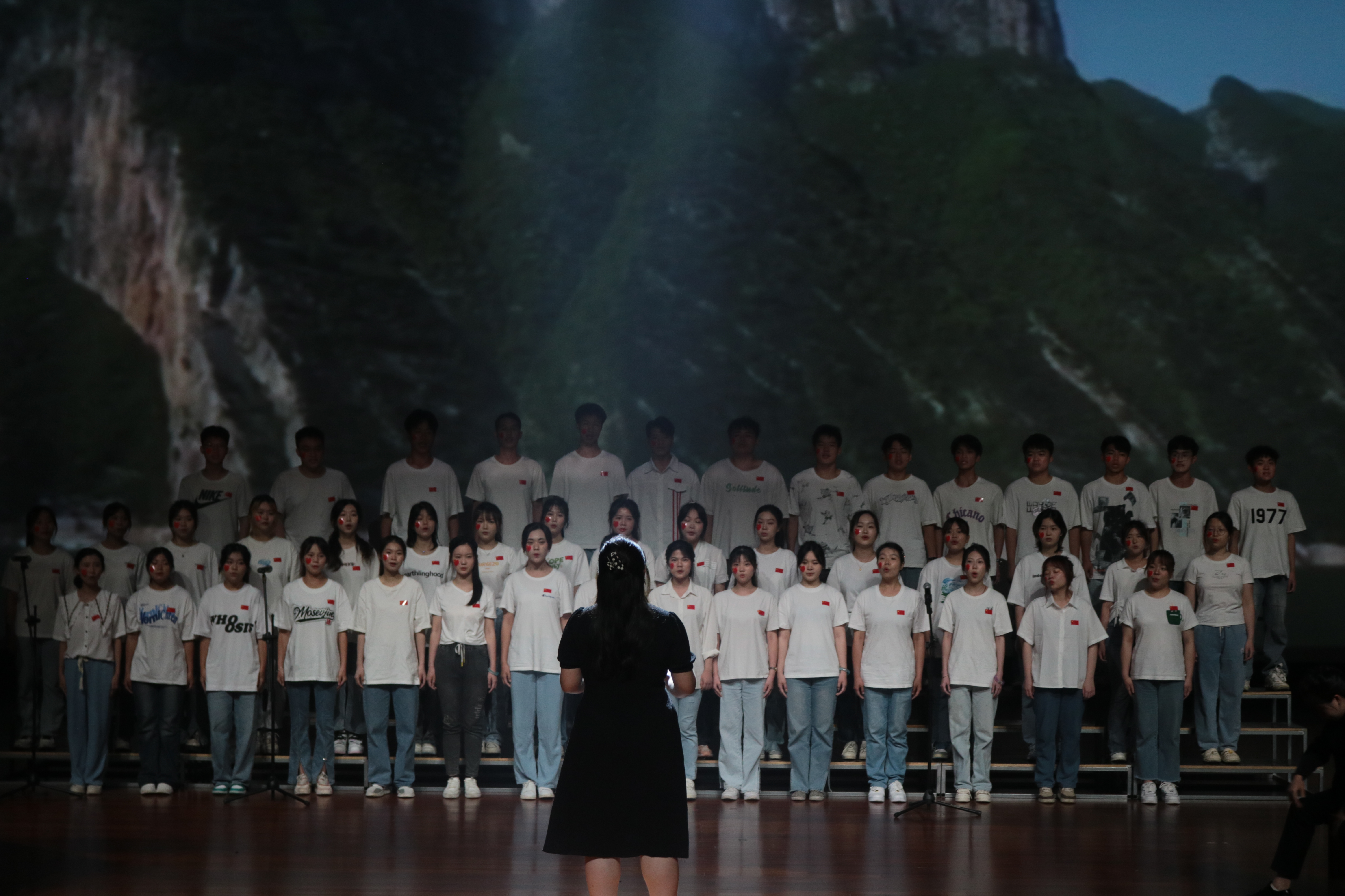 13330688050281413.jpg 13330688050281413.jpg