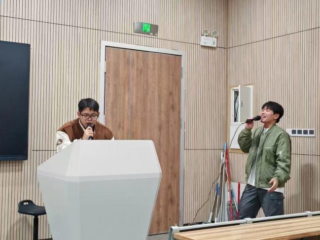 C:/Users/86137/Pictures/7.。.jpg7.。