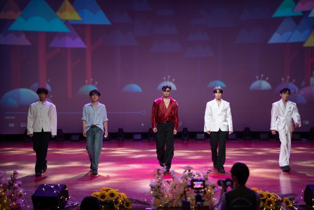 C:/Users/HUAWEI/Documents/微信图片_20250528195035.jpg微信图片_20250528195035