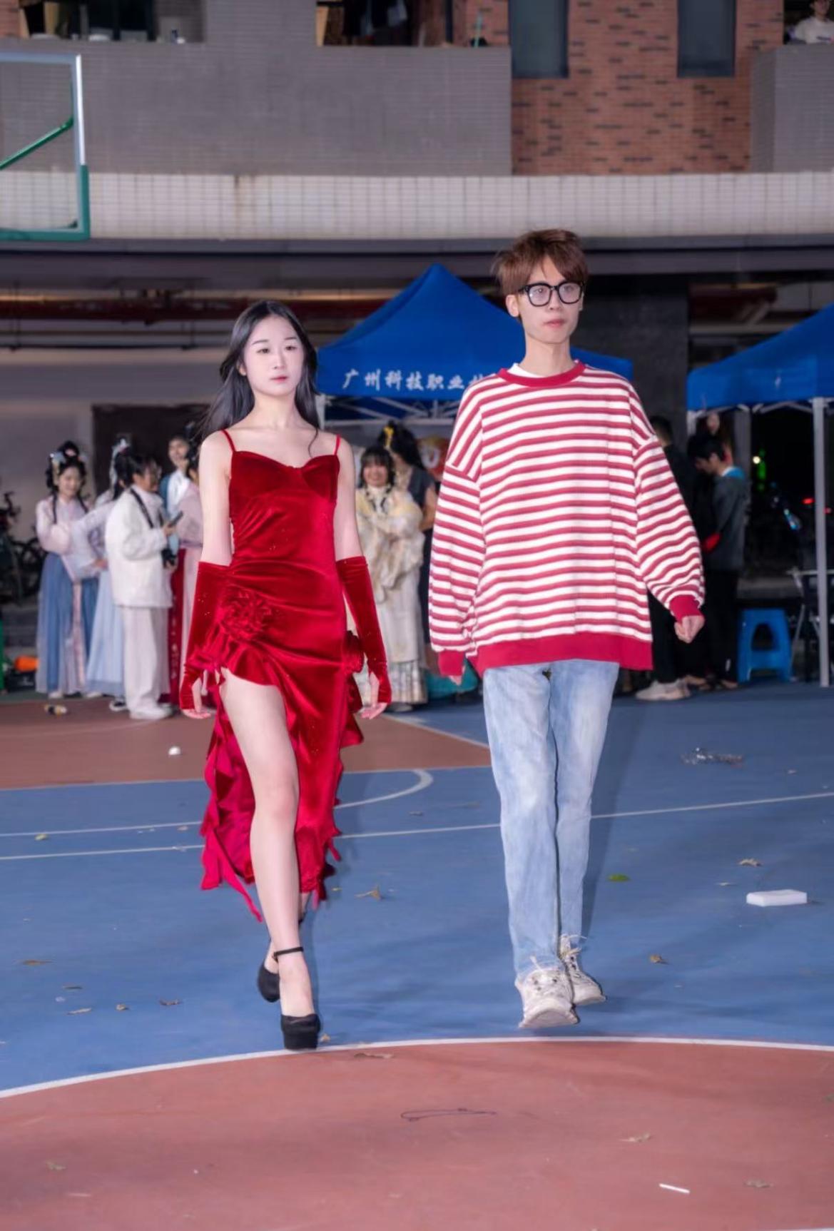 C:/Users/HUAWEI/Documents/微信图片_20250528204118.jpg微信图片_20250528204118