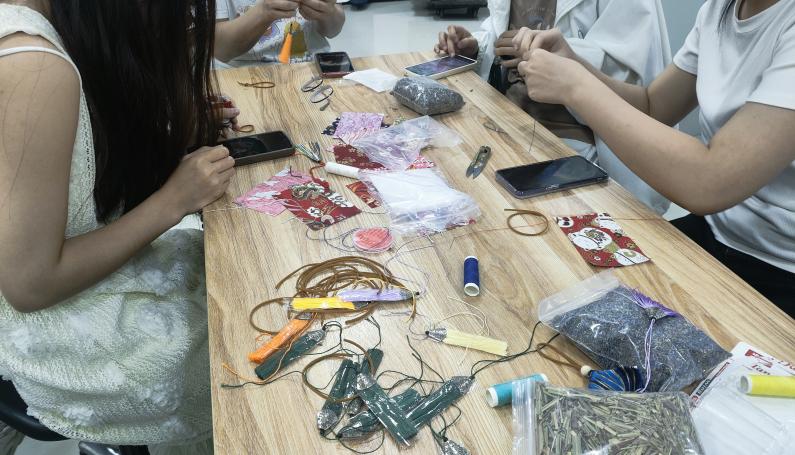 C:/Users/li'yu'mei/OneDrive/桌面/5.jpg5