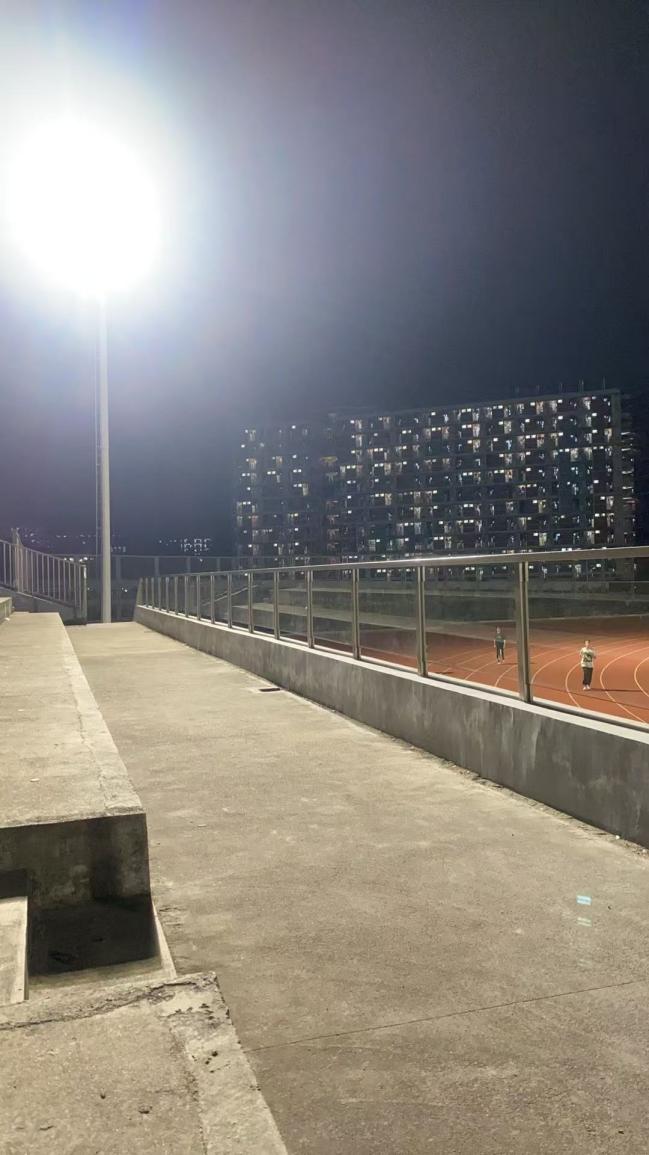 C:/Users/86137/Pictures/33.。.jpg33.。