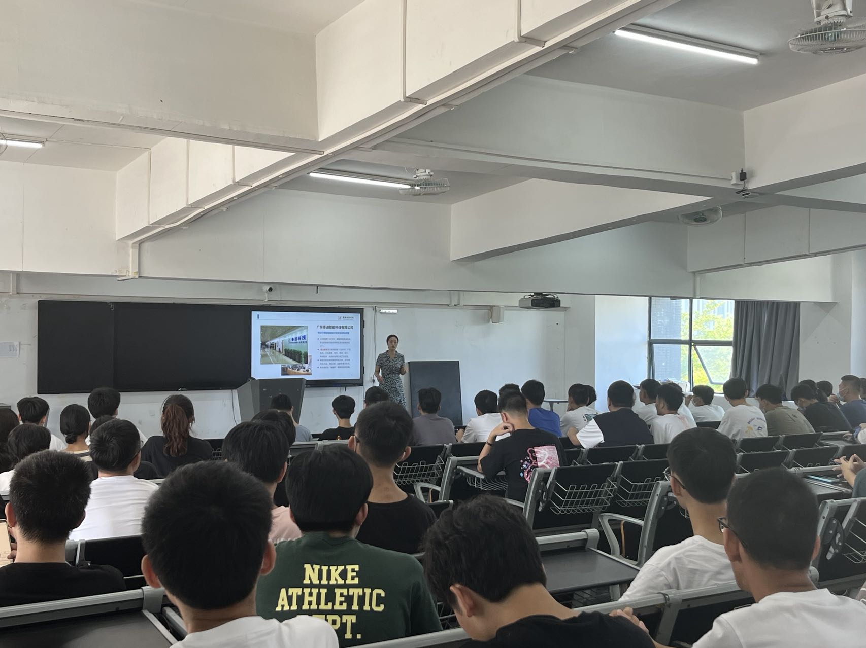 微信图片_20220920145009.jpg 微信图片_20220920145009.jpg