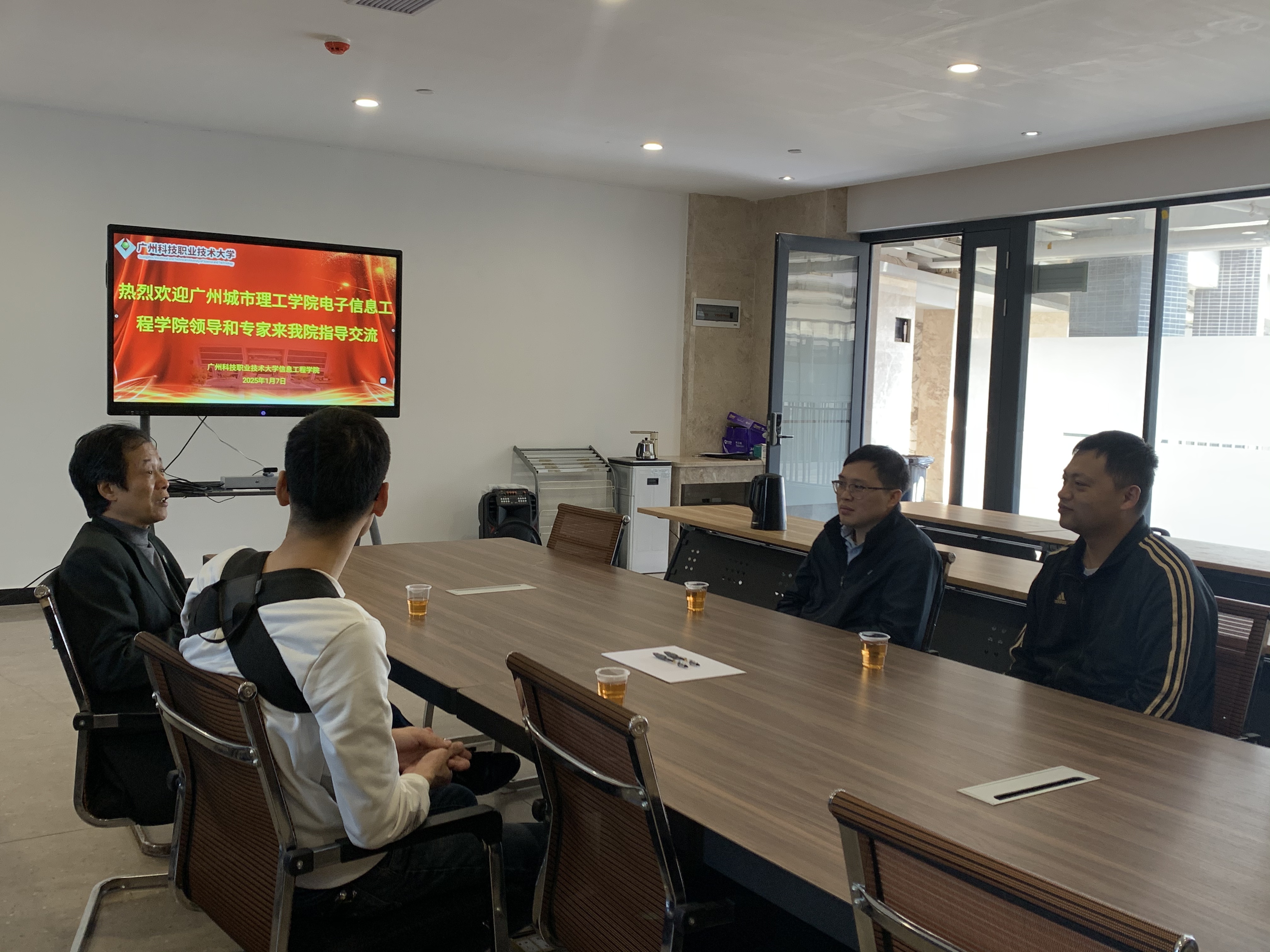 6aafe0dbb16214a39b71a0628c5abd4.jpg 6aafe0dbb16214a39b71a0628c5abd4.jpg