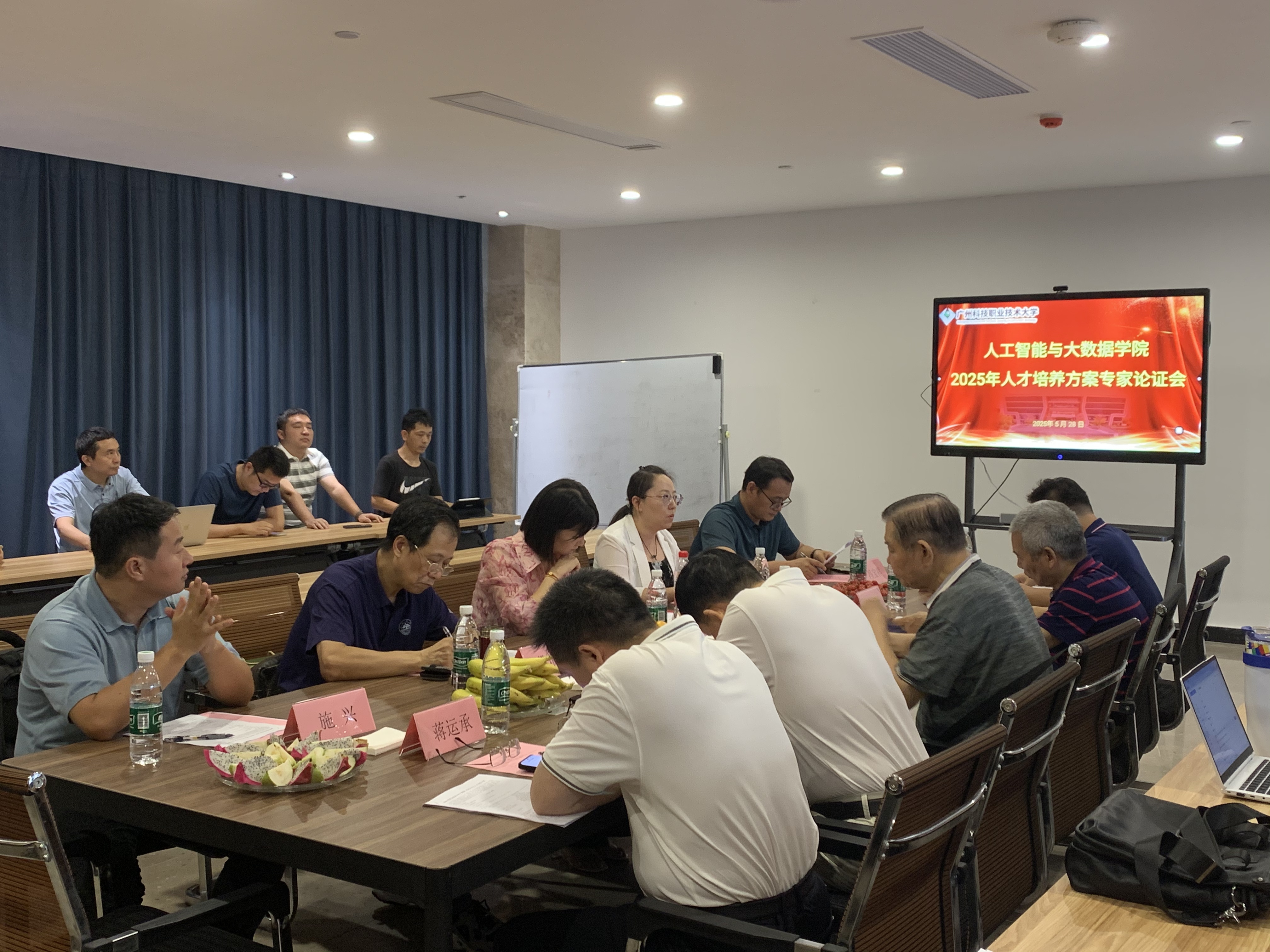 9462a3735c813b1615df4f2b3362377d.jpg 9462a3735c813b1615df4f2b3362377d.jpg