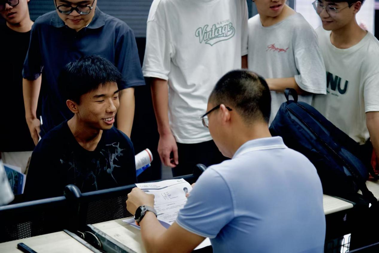 b1a5589459aca57656bc39d65feb916